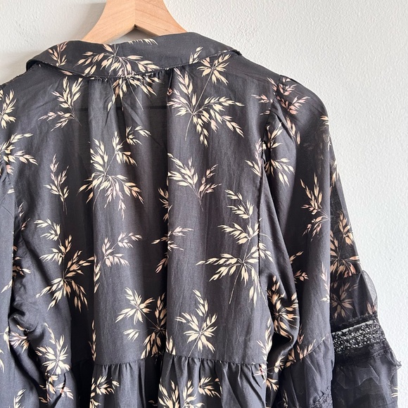 Anthropologie V-Neck Ruffled Blouse | Black Motif | Size Small | NWT - Picture 11 of 15